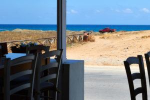 la taverna sulla spiaggia