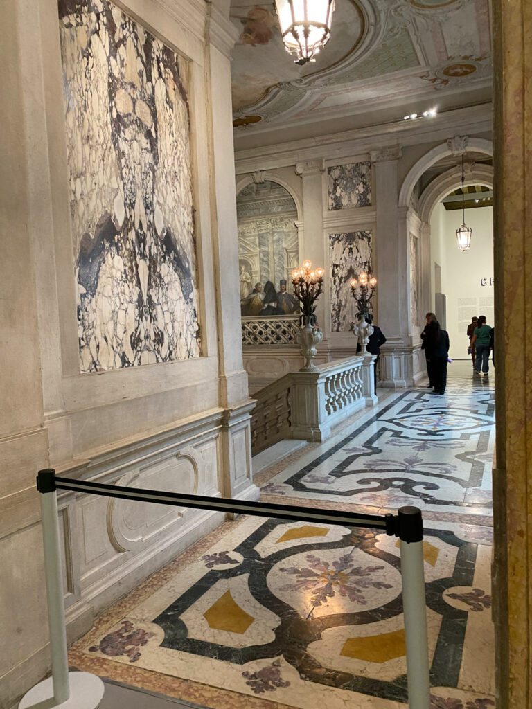 interno di Palazzo Grassi